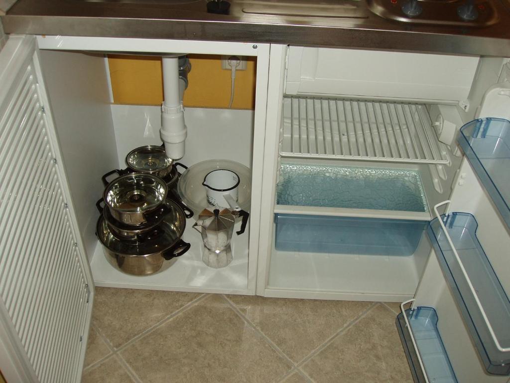 Franciska Portaja Apartment Igal Bilik gambar